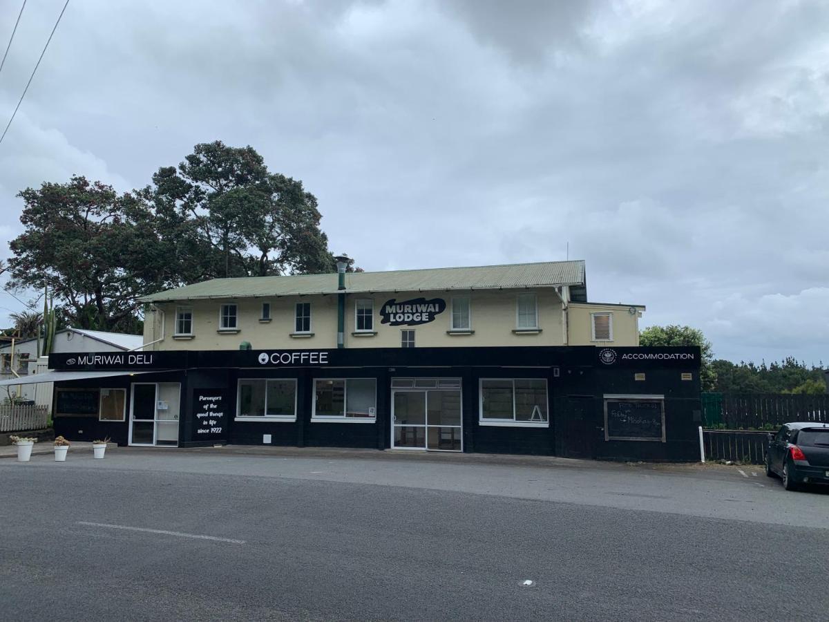 Muriwai Lodge Экстерьер фото