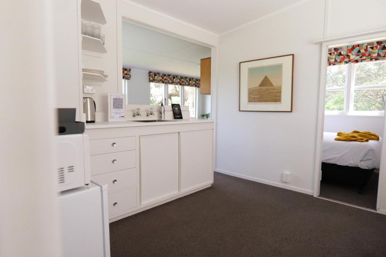 Muriwai Lodge Экстерьер фото