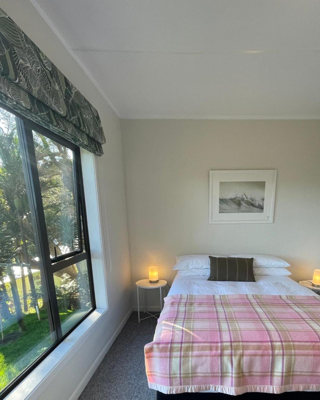 Muriwai Lodge Экстерьер фото