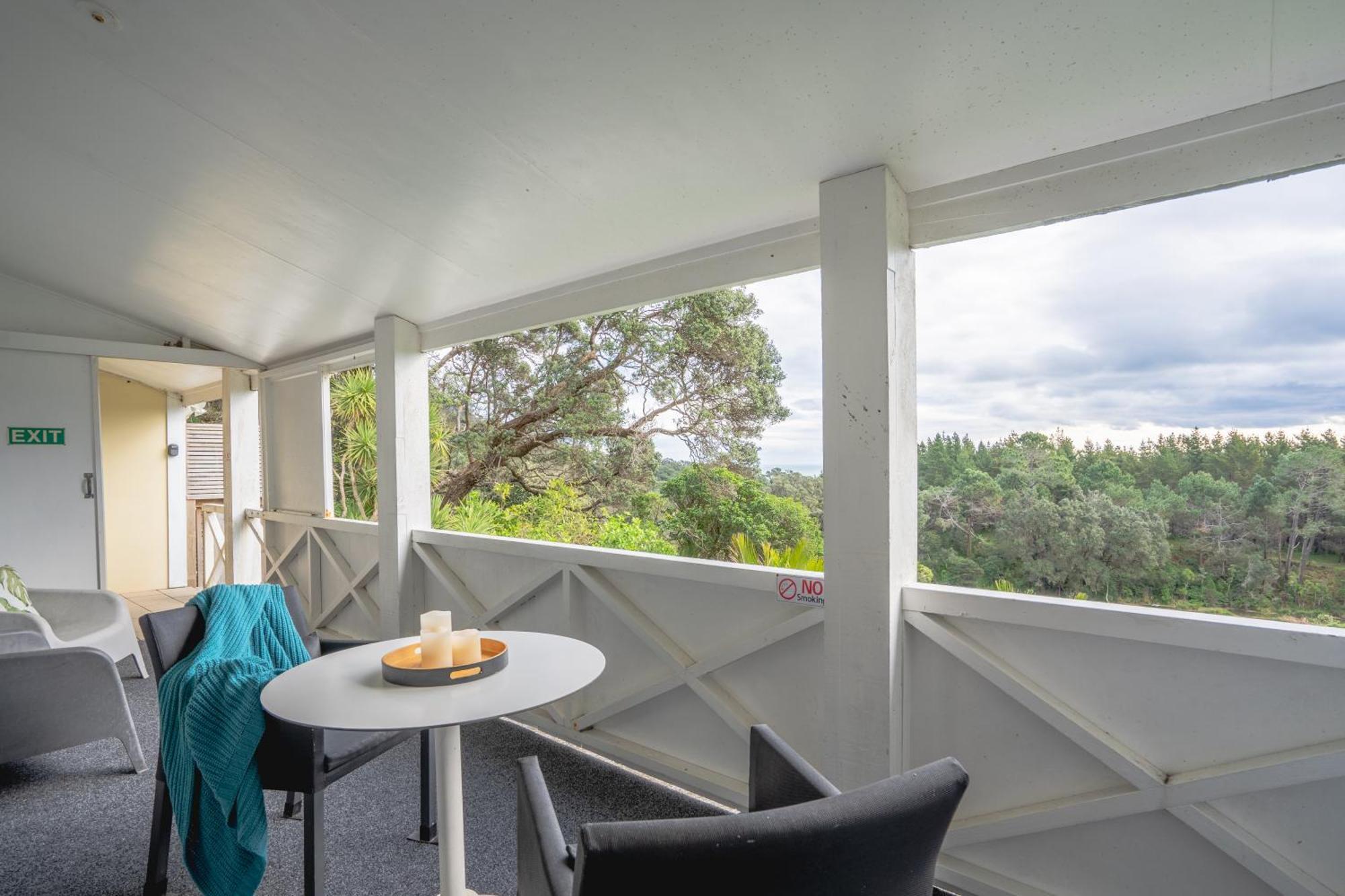 Muriwai Lodge Экстерьер фото