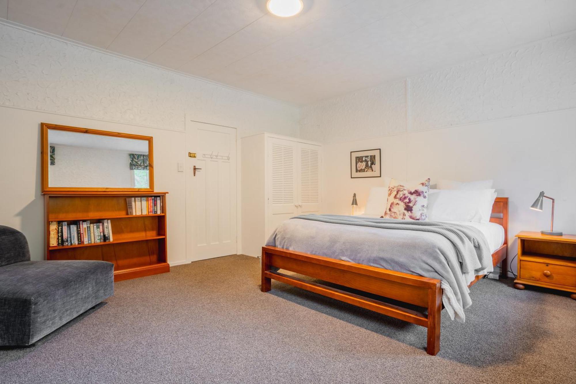 Muriwai Lodge Экстерьер фото